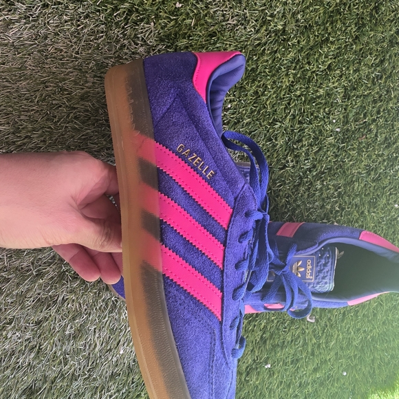 Adidas Women's Blue and Pink Sneakers - Picture 2 of 7